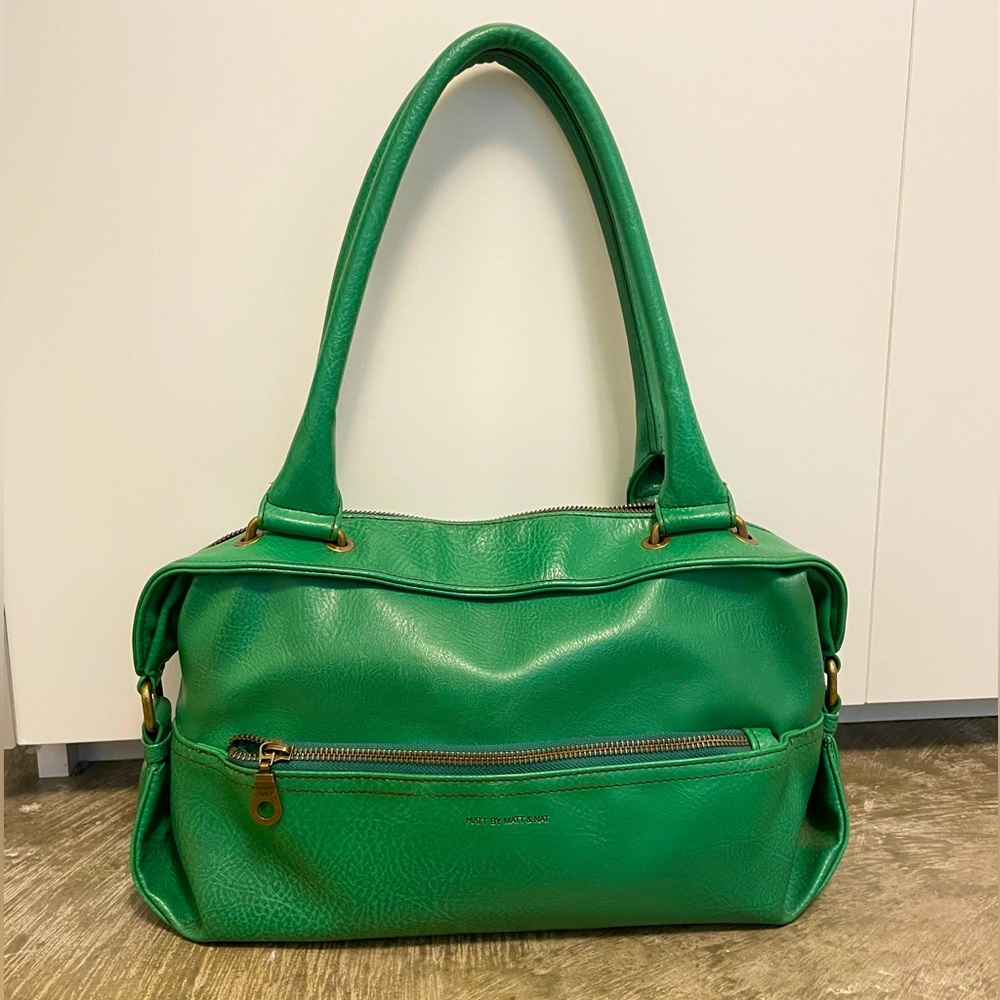 Matt & Nat green faux leather handbag purse